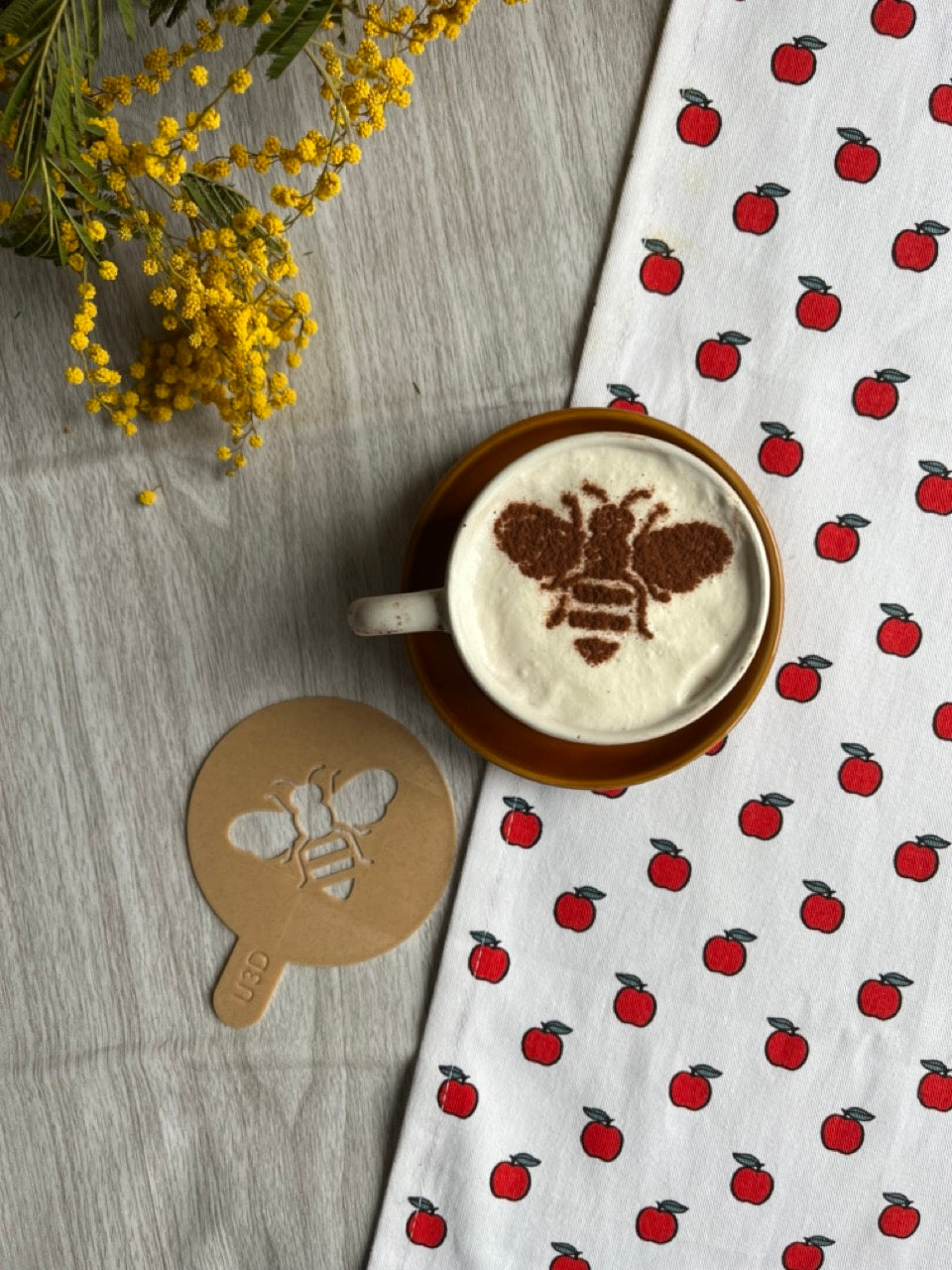 Bee Stencil