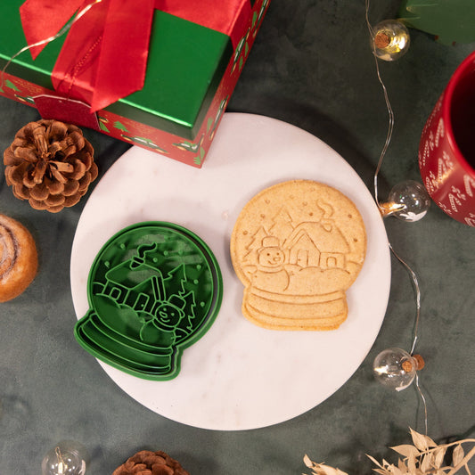 Boule à neige 2025 - emporte-pièce