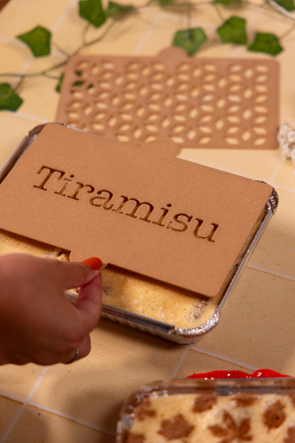 Pochoir Tiramisu – Texte Tiramisu