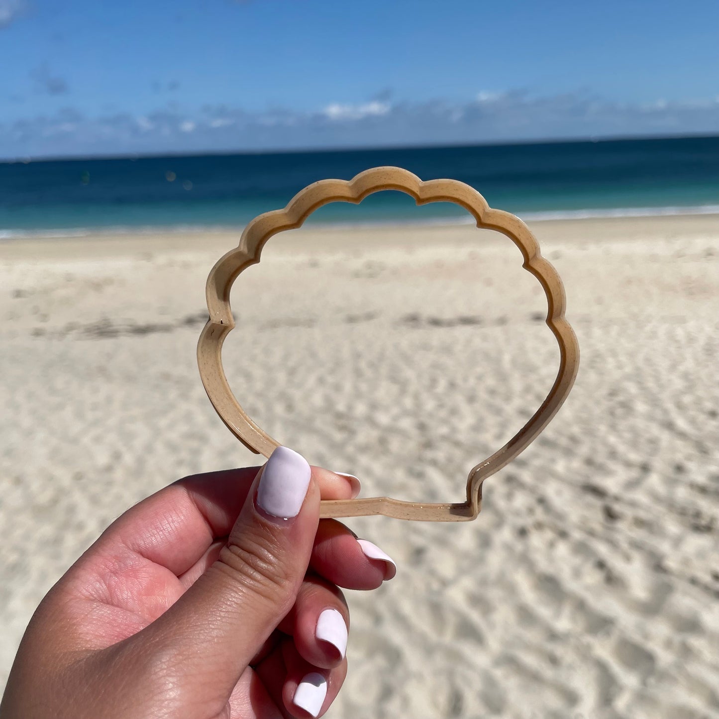 Shell cookie cutter